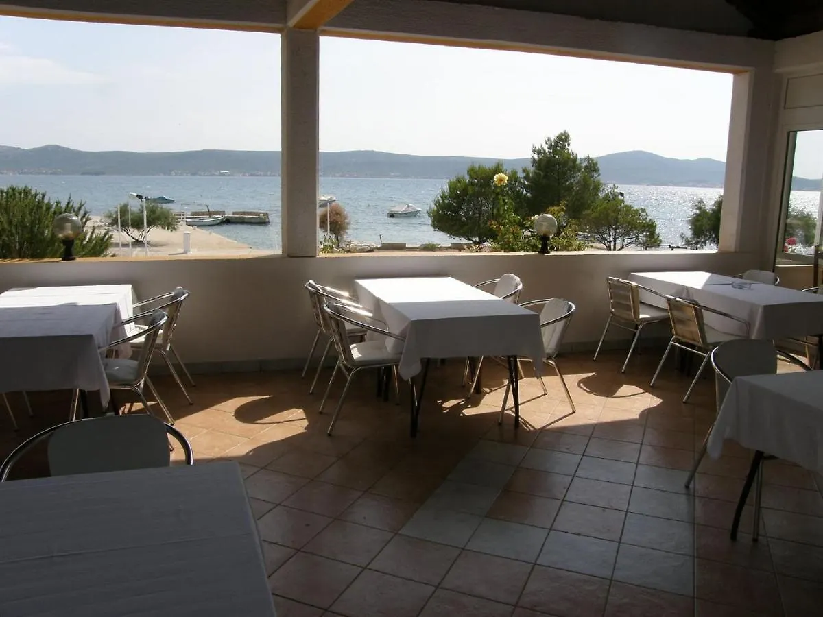 Rooms By The Sea Sveti Petar, Biograd - 20611 Sveti Filip i Jakov Guest house